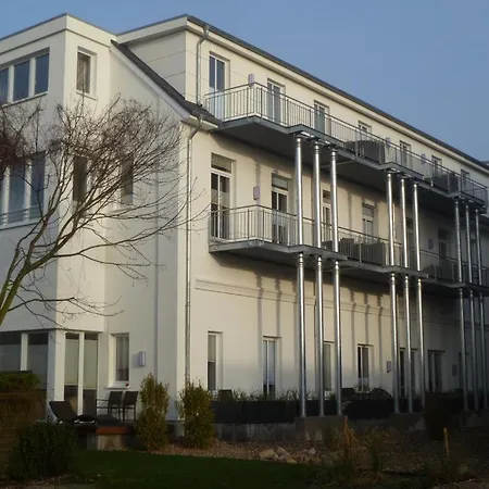 Lägenhet Rodehuus 4 *