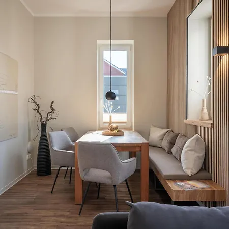 Lägenhet Rodehuus 4 *